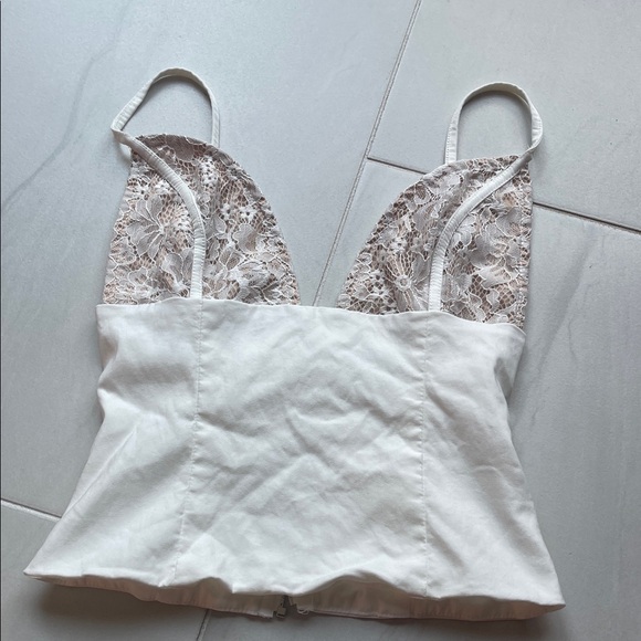 WHITE FOX White Lace Trim Cami Top - Picture 1 of 4